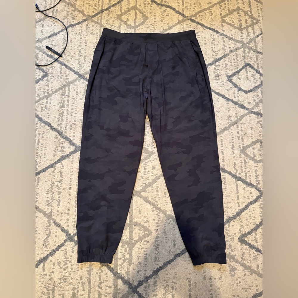 lululemon athletica Black Jogger lightly worn
